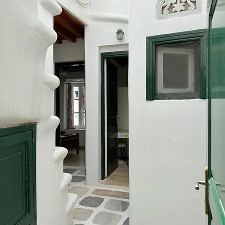 Apartment Classy Classic